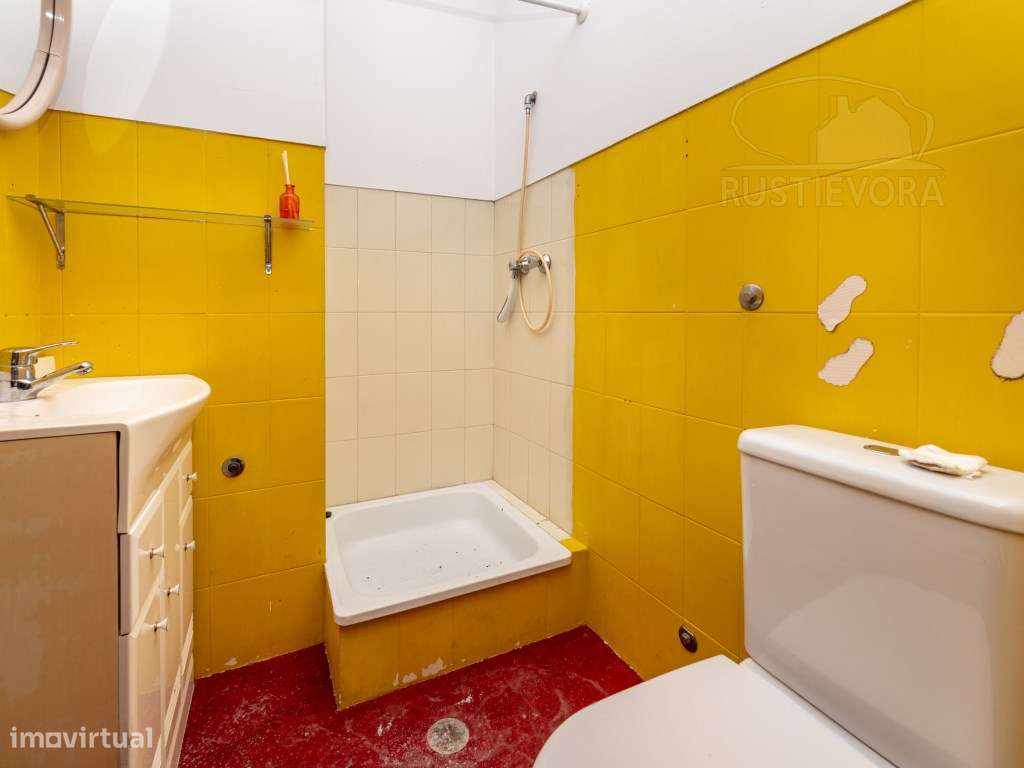 Moradia Unifamiliar T4 com quintal e terraço | Évora-22