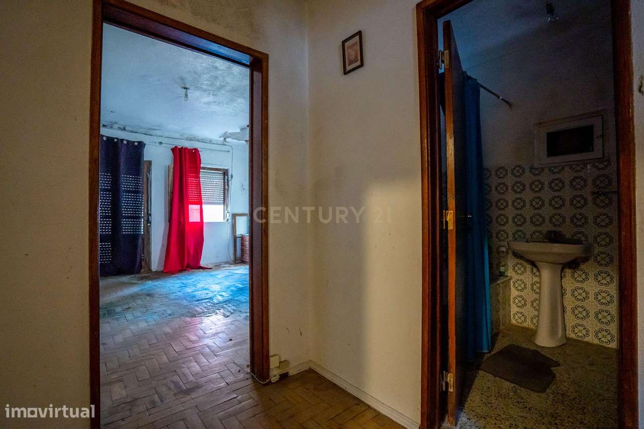 Prédio Urbano, Serra da Luz - Grande imagem: 5/7