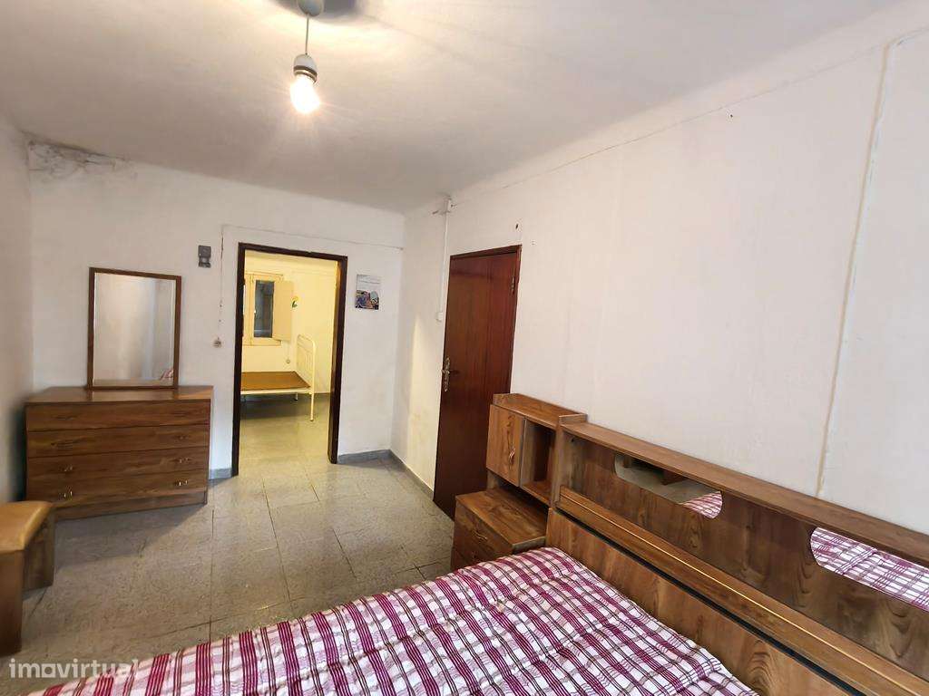 Moradia T2  Parreira Chamusca com Terreno anexos e poço - Grande imagem: 4/44