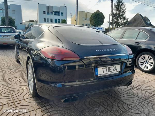 Porsche Panamera Turbo PDK - 6