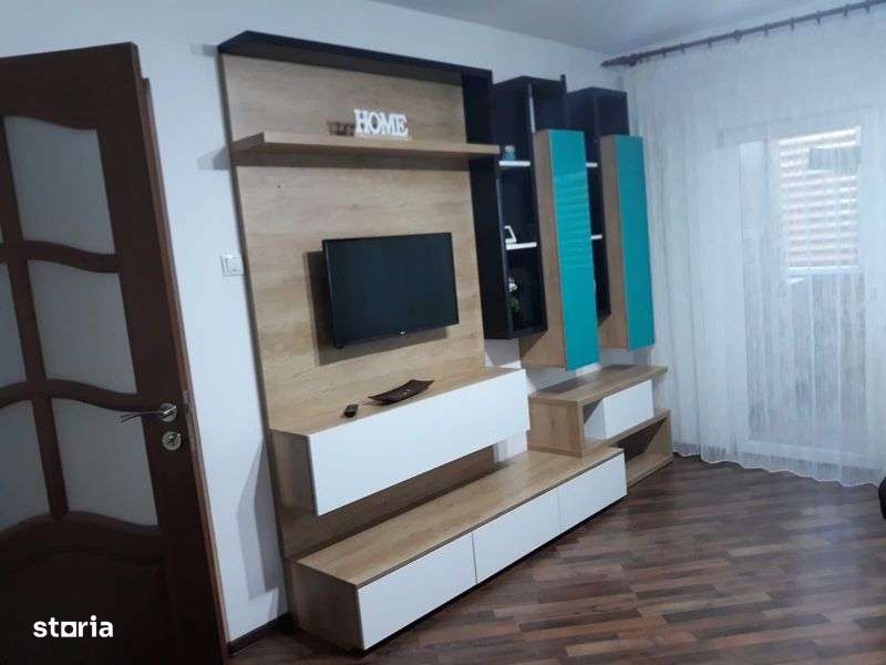 Inchiriez apartament 3 camere etaj 4/4 fara lift langa Dedeman - Imagine principală: 5/8