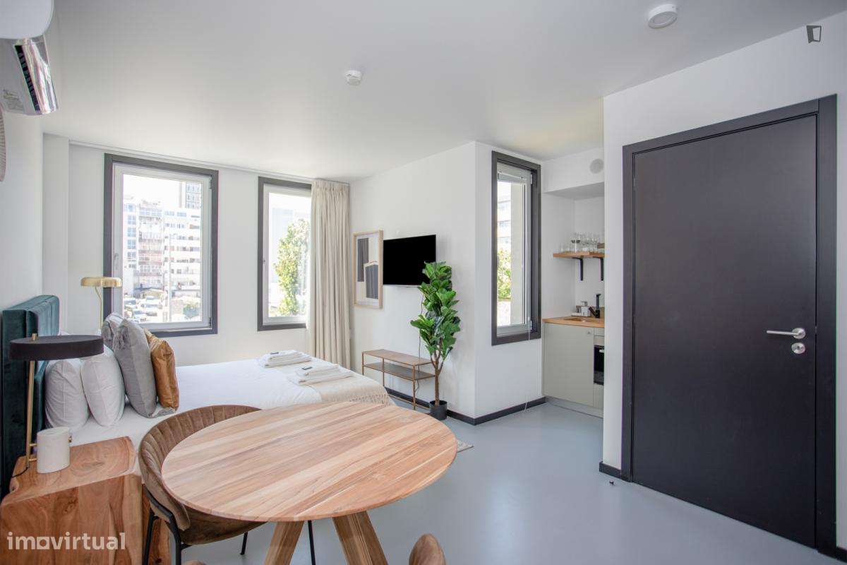 Estúdio - localizado em Santo Ildefonso Porto - Grande imagem: 5/10