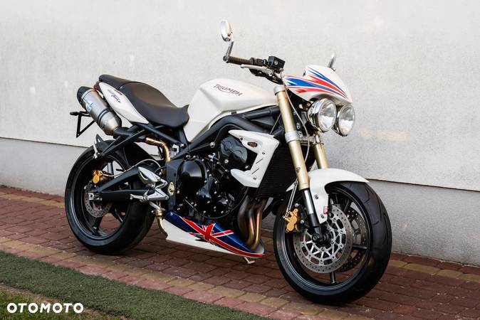 Triumph Street Triple - 2