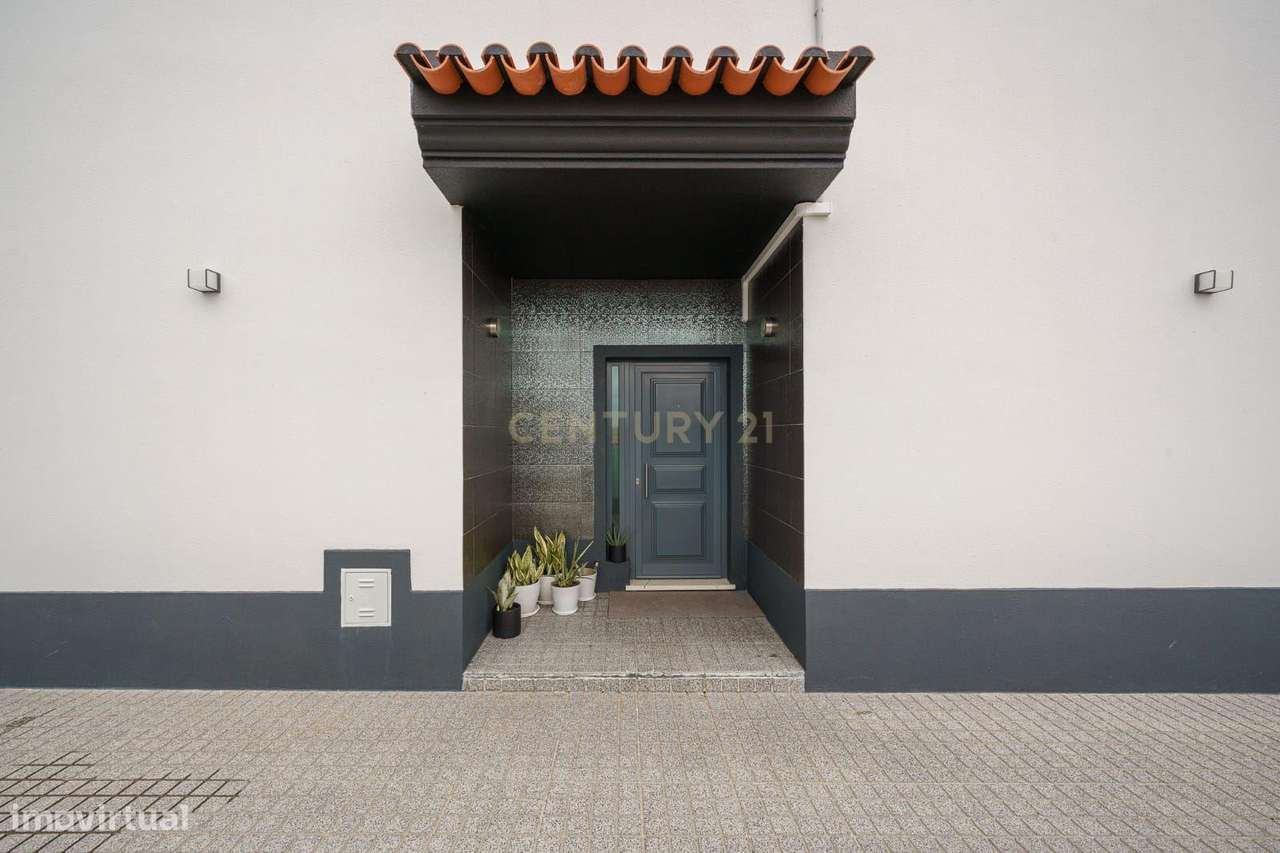 Casa Moderna em Setúbal com Vista para o Sado-11