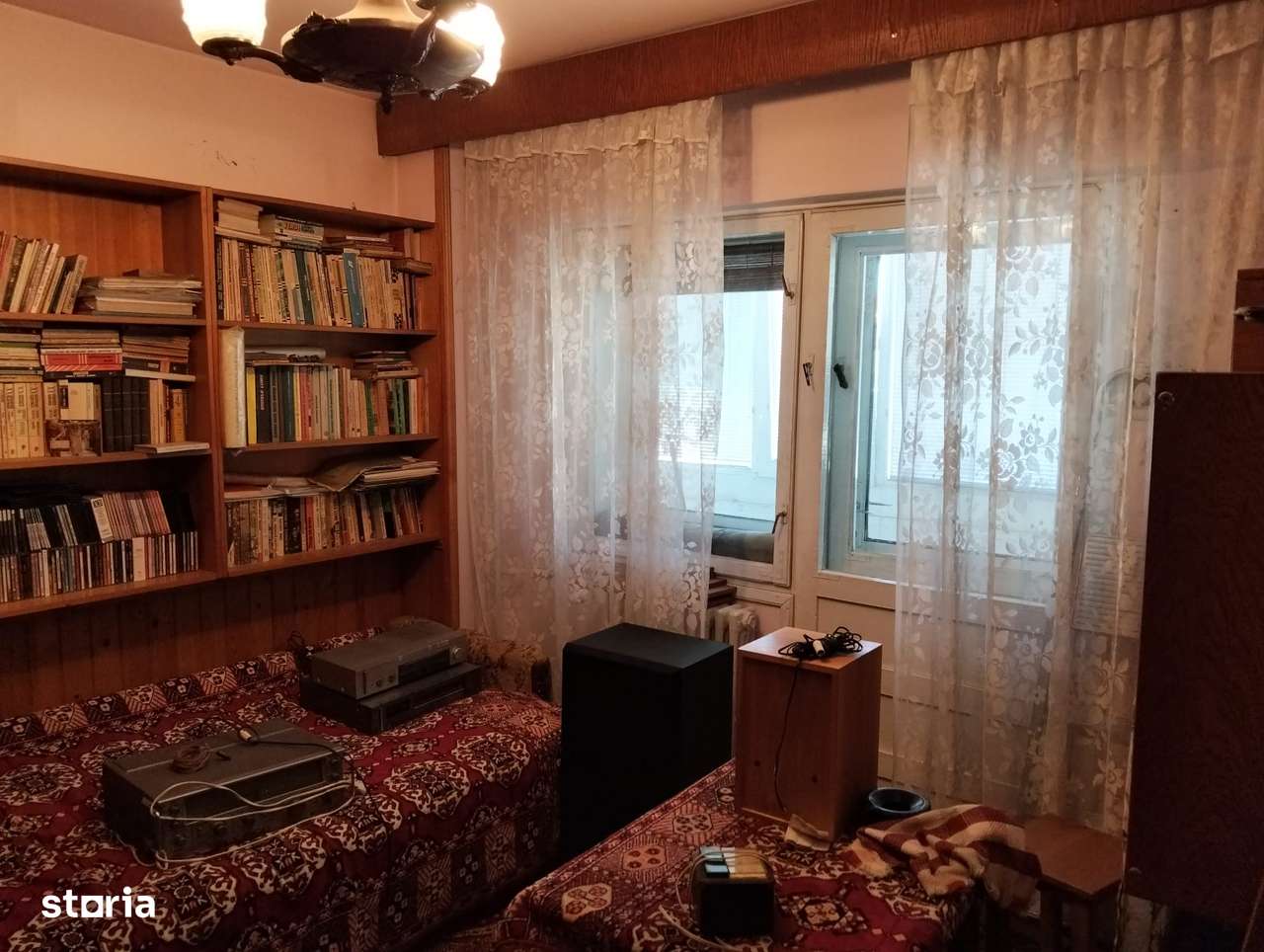 Apartament Piata Mica , etaj 2   , decomandat-0