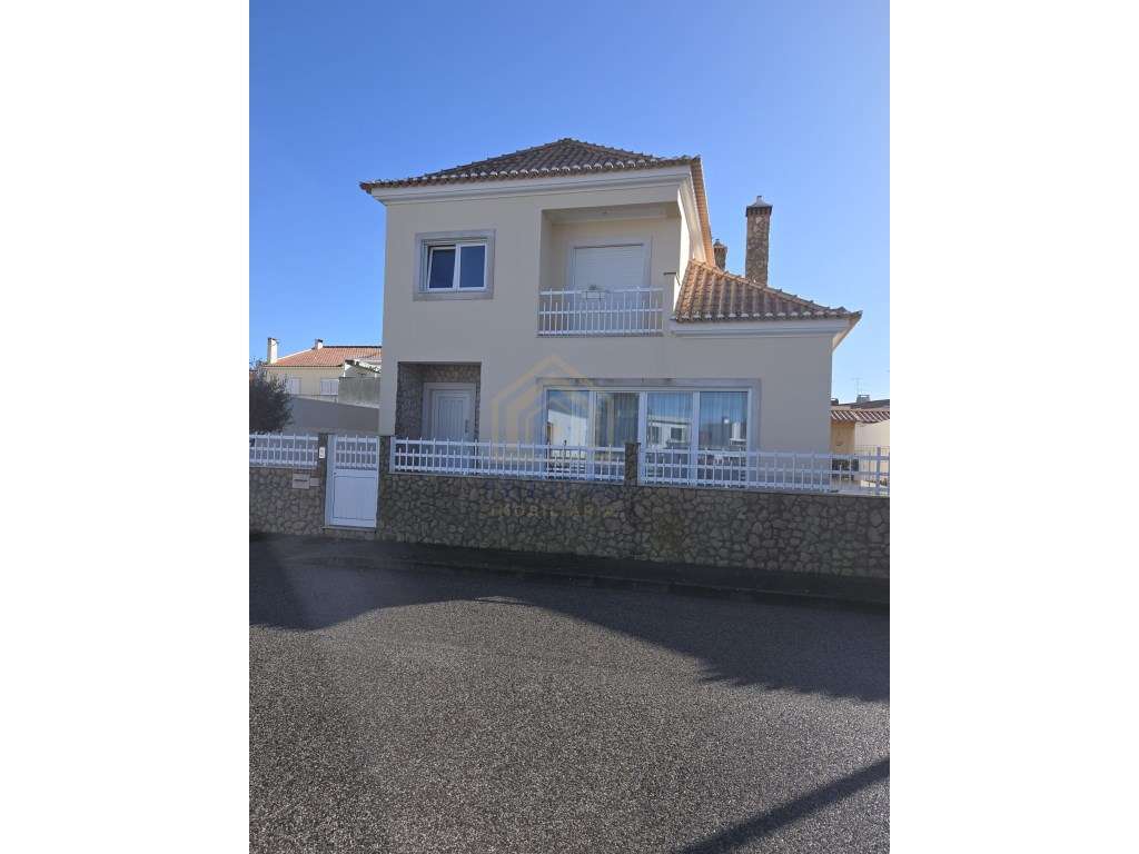 Moradia independente em Salvaterra de Magos-22