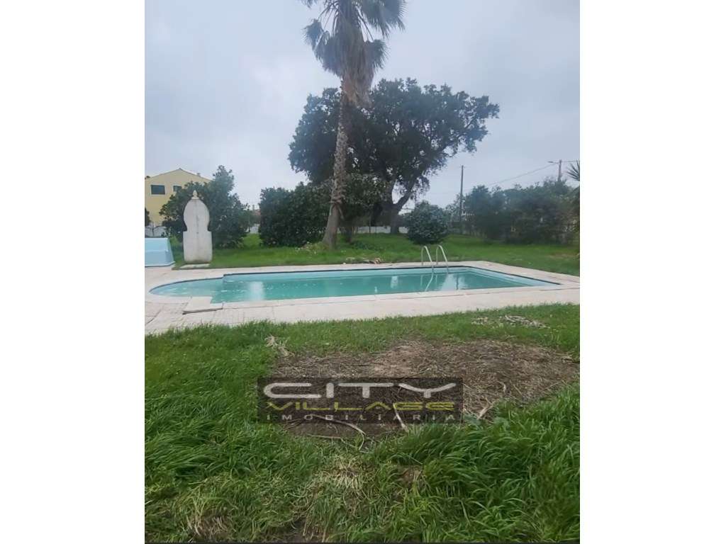 Moradia isolada T3 com piscina-17