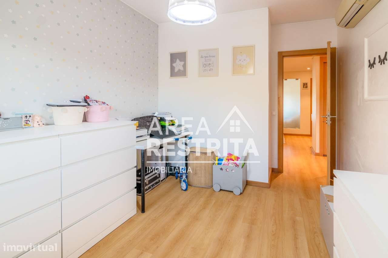 Apartamento T3 Premium no Barreiro com vista para o Rio-30