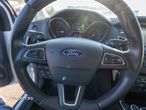 Ford Focus 1.5 TDCi Powershift Titanium - 10