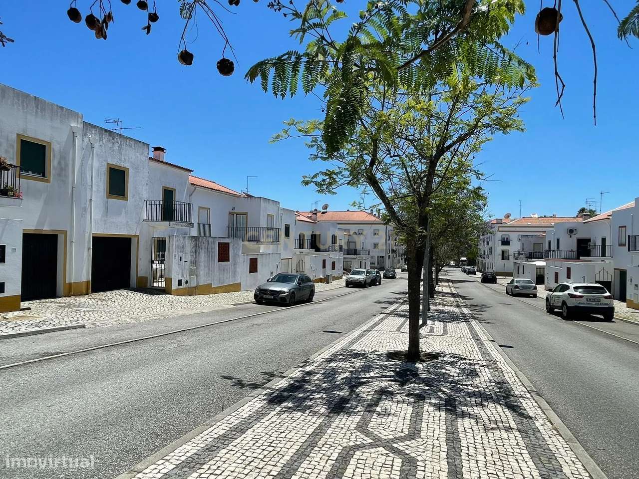 Moradia unifamiliar T3 em banda, Montemor-o-Novo < < Imóvel Ocupado Il - Grande imagem: 2/4