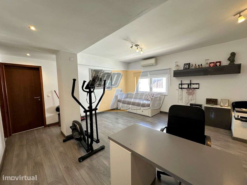 Moradia Isolada T4+1 - Vista de Mar - Charneca de Caparica-13