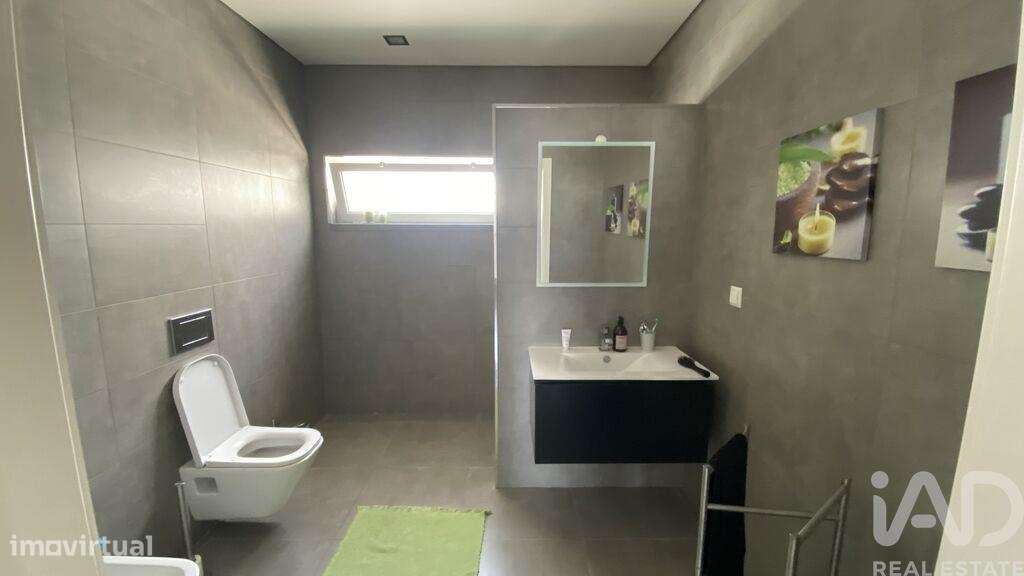 Casa / Villa T4 em Ponte de Sor, Tramaga e Vale de Açor de 319,00 m2 - Grande imagem: 4/15