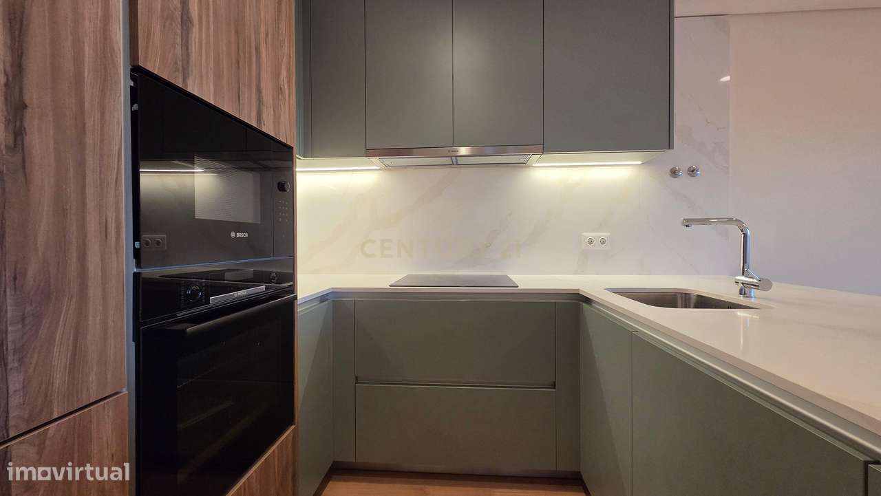 Apartamento T2 com Vista Panorâmica em Vila Nova de Gaia!-5