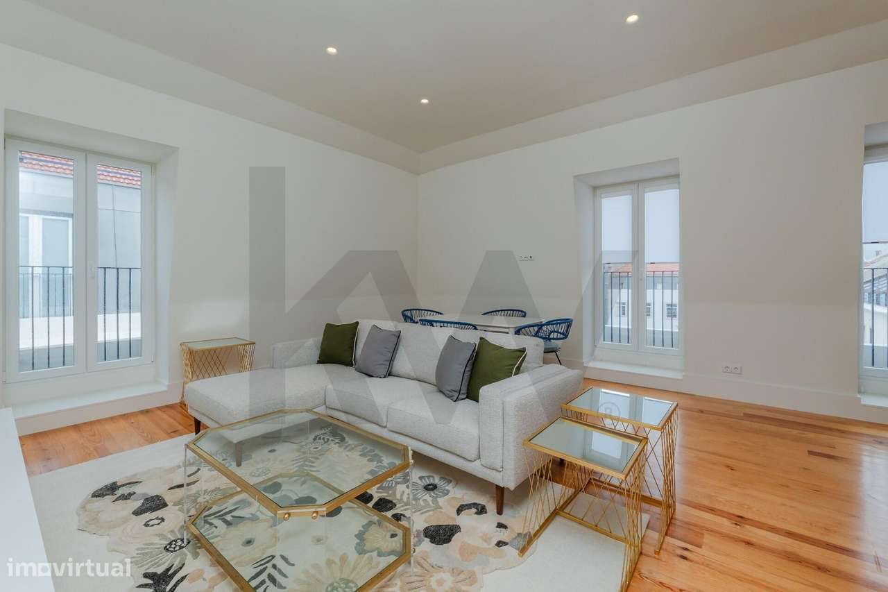 T2 de Luxo com Vista Rio — Largo de Santos, Lisboa - Grande imagem: 4/32