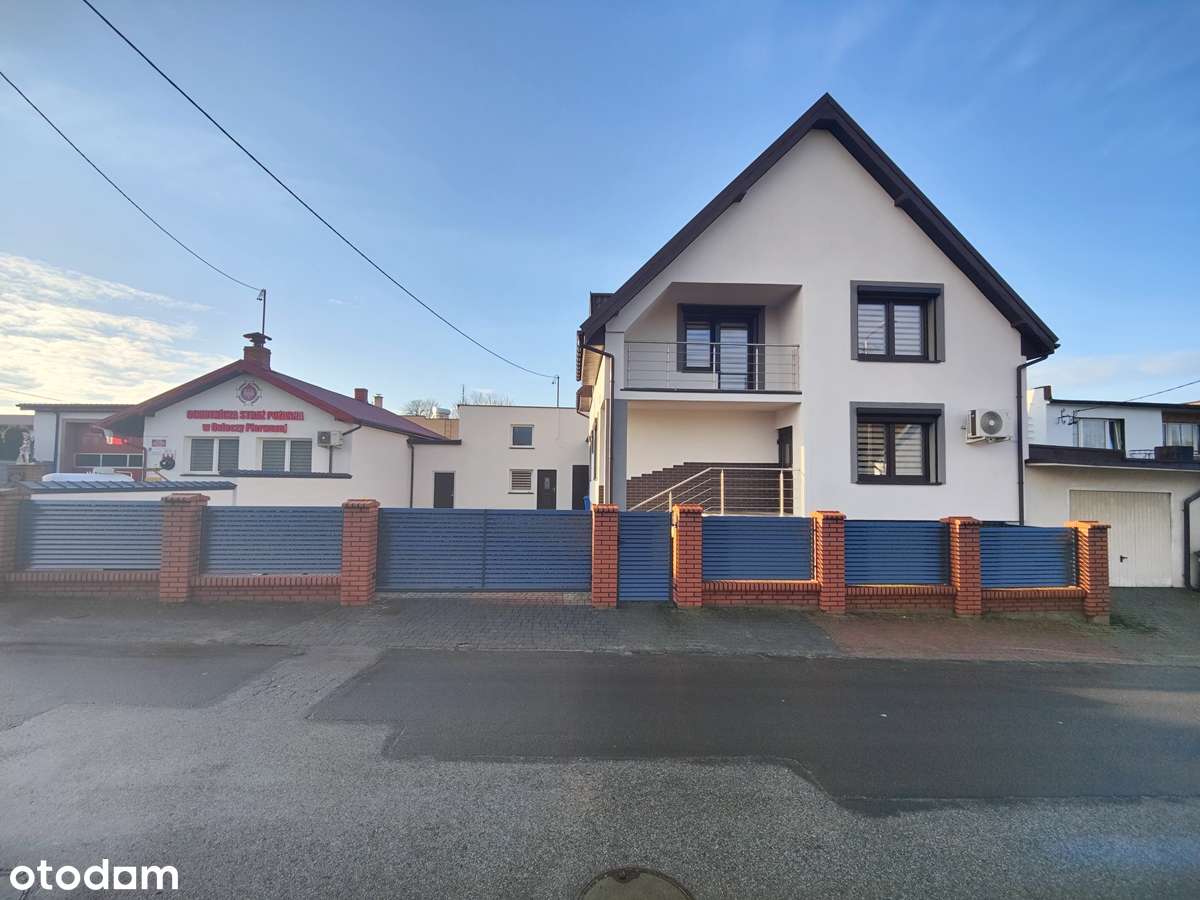 Na sprzedaż dom po remoncie z 2 kuchniami, biurem i garażem - Pełny obrazek: 2/20