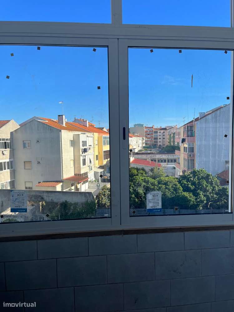 Um apartamento totalmente remodelado e moderno, cheio de luz natural - Grande imagem: 5/22