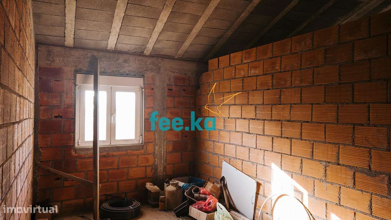 Moradia em Banda com Logradouro-11