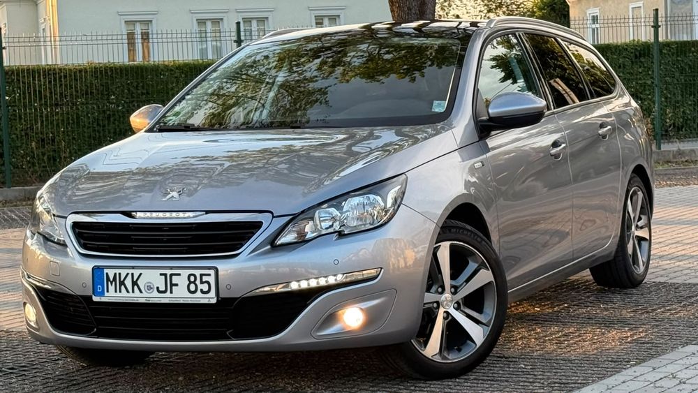 Peugeot 308 T9 (2014-2021) PureTech 110 Stop & Start Style 2016