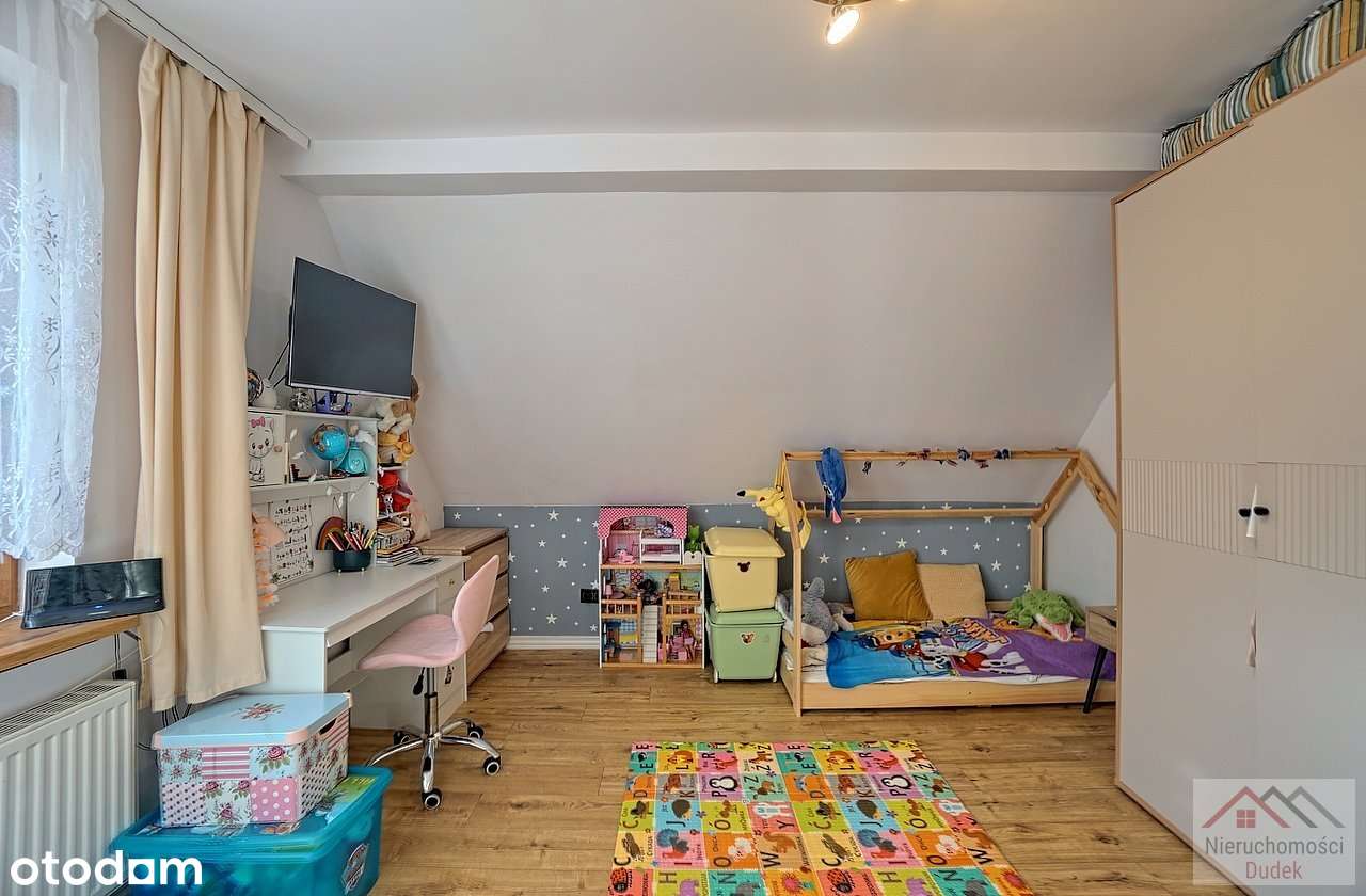 Pół domu po kapitalnym remoncie, wyposażone-9