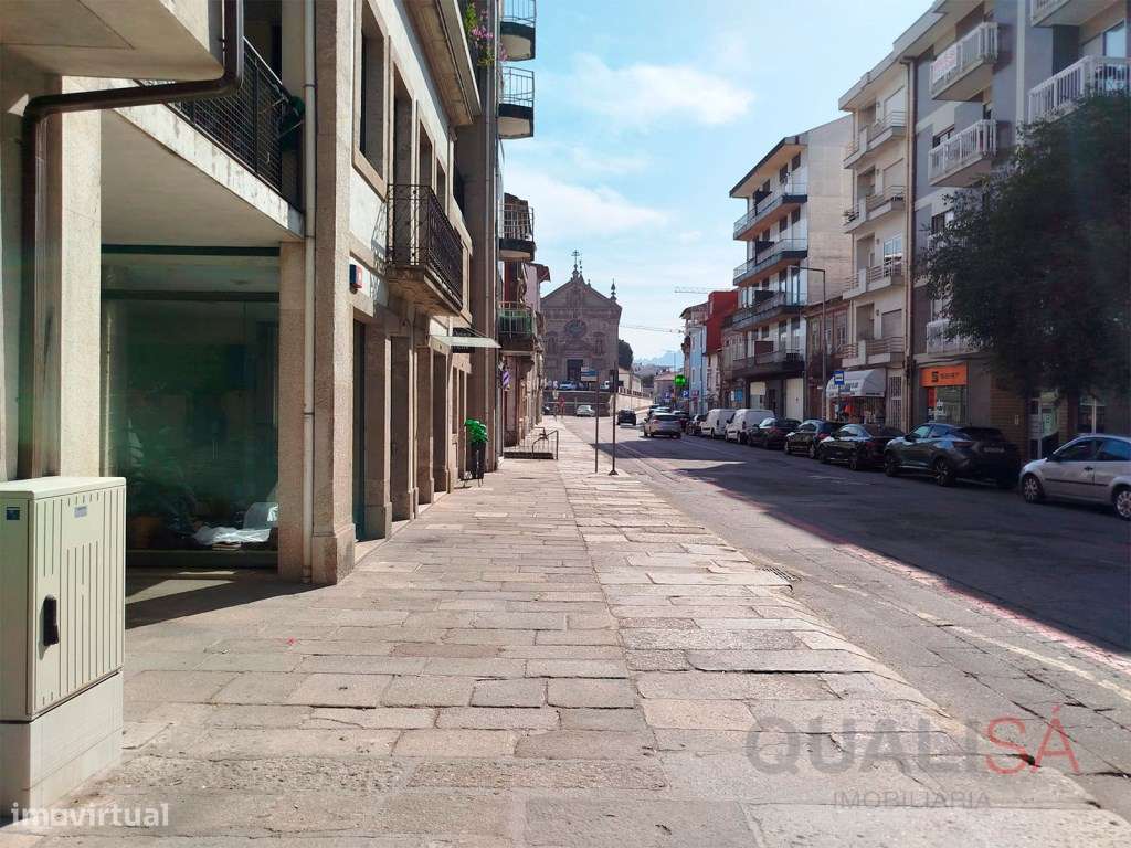 Apartamento T2 com varanda e lugar de garagem localizado no centro ...-20