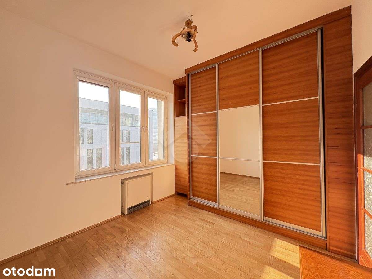 3- pokojowe mieszkanie obok Ronda Mogilskiego-3