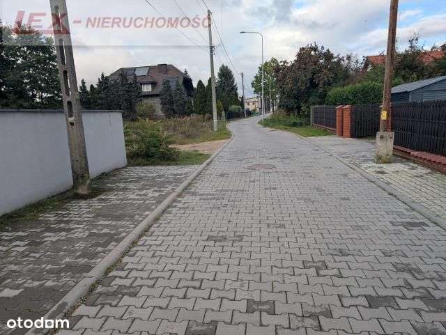 Działka budowlana 1896 m² w spokojnej okolicy-3