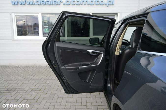 Volvo XC 60 D3 Summum - 35