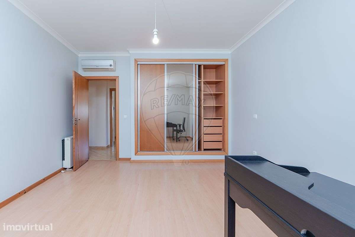 Moradia T4 para venda-36