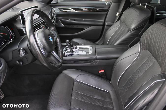 BMW Seria 7 750Ld xDrive - 13