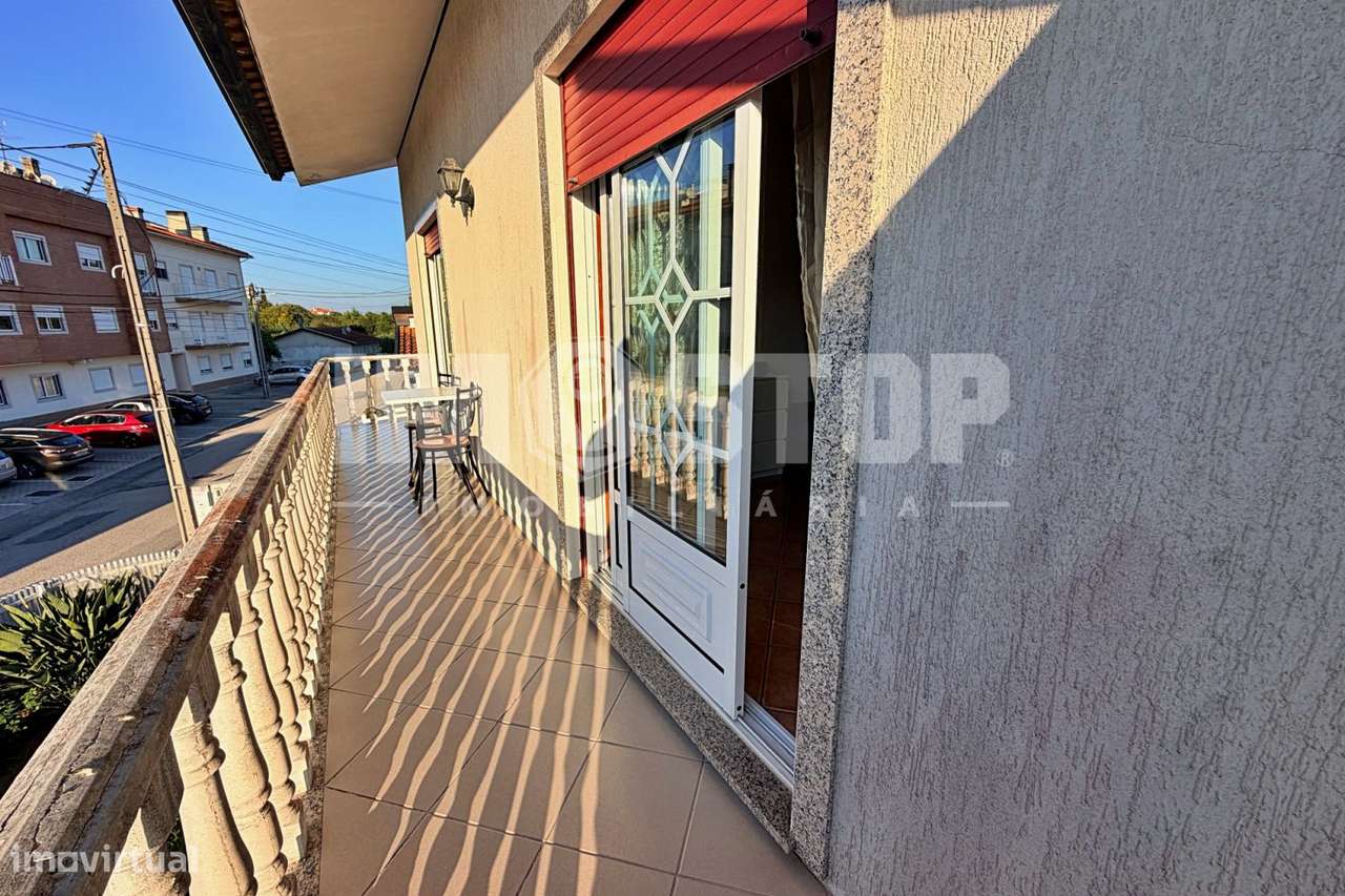 Andar de Moradia em Oiã - Com pátio privativo e terreno!-5