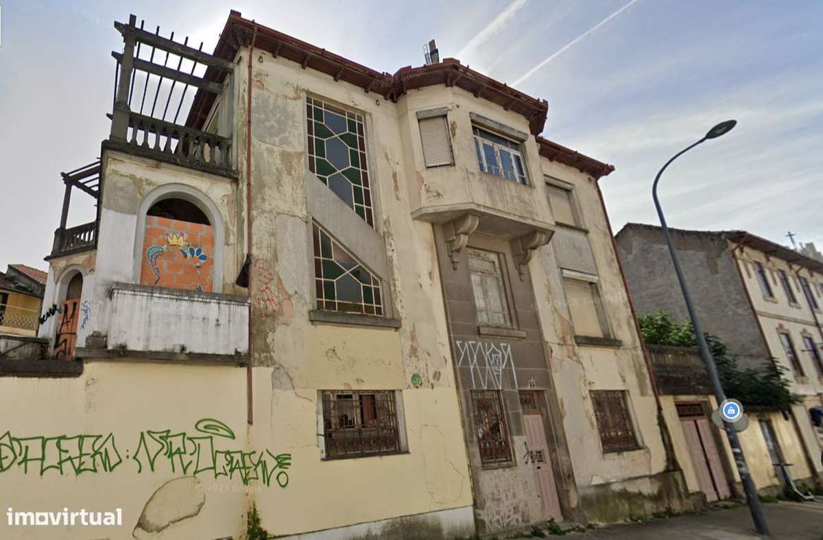 Palacete datado de 1930 - Grande imagem: 4/11