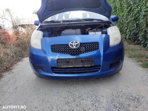 Amortizor complet dreapta   Toyota  Yaris  1000 benzina - 1