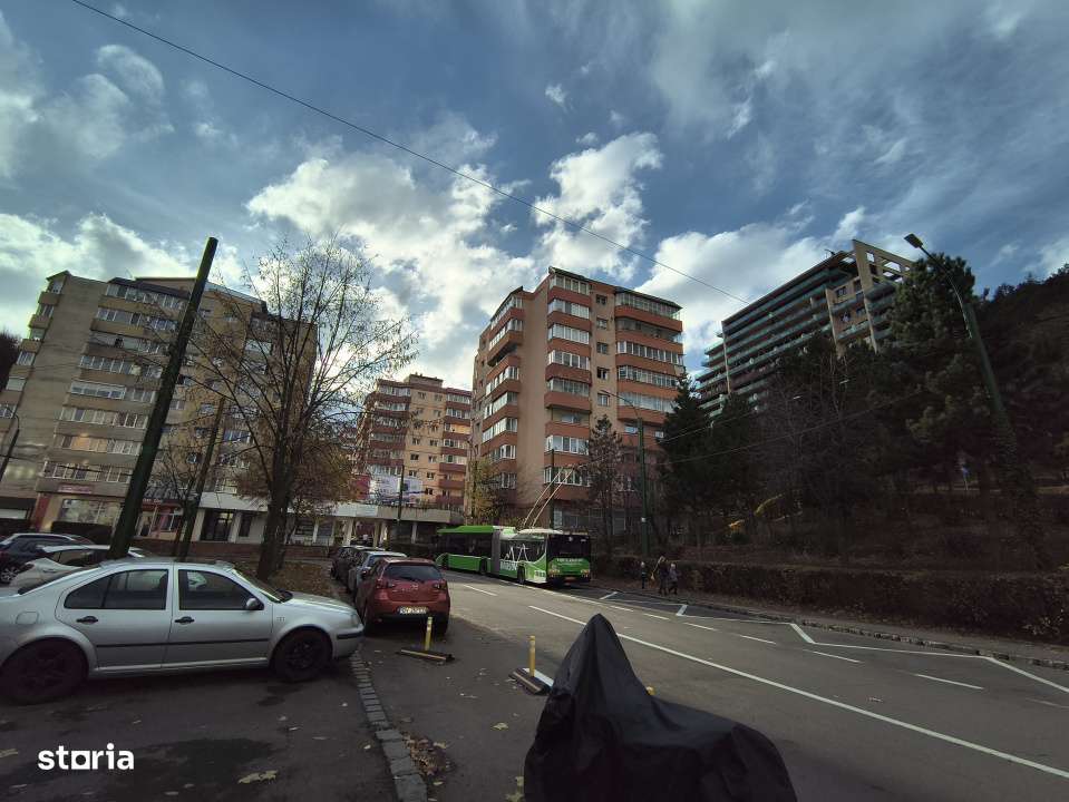 Apartament 4 camere in Racadau-0