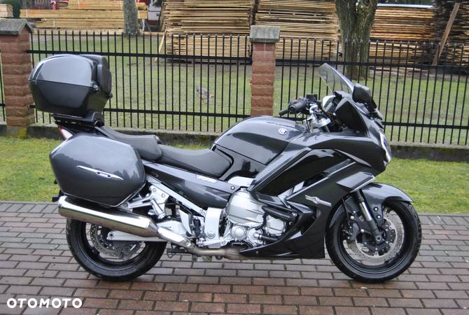 Yamaha FJR - 5