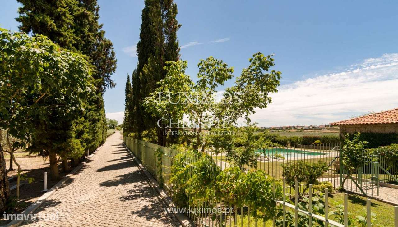 Venda: Propriedade secular com olival, capela, jardim e piscina, Miran-18