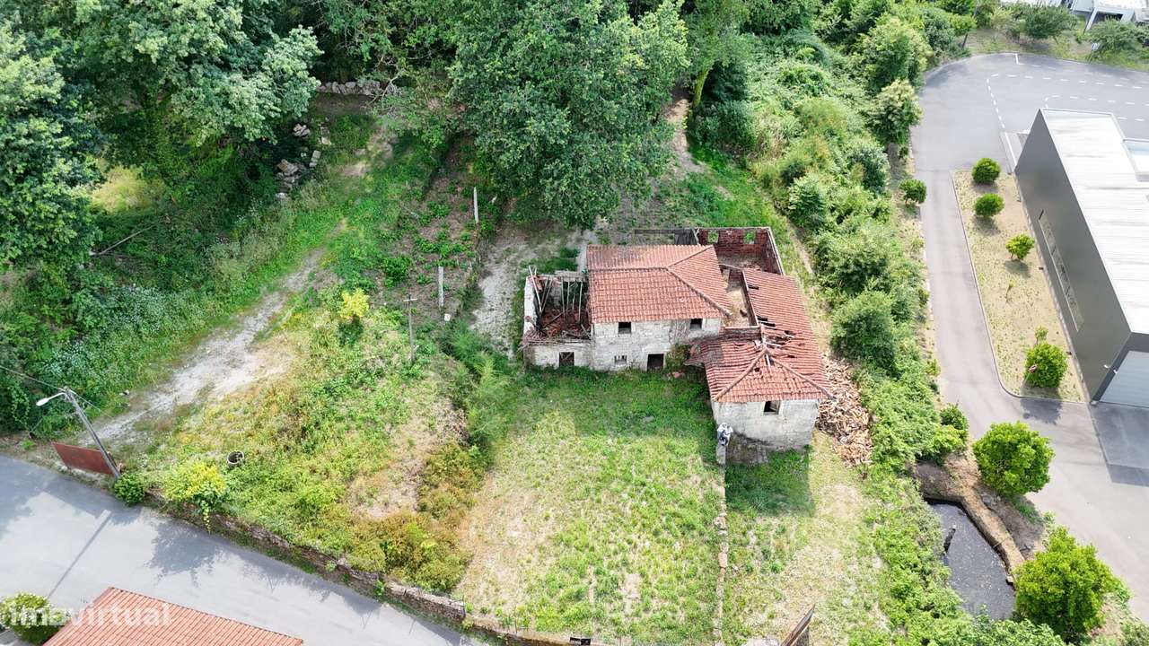 RUINA - TERRAS DE BOURO - 1.450 M2 TERRENO
braga-22