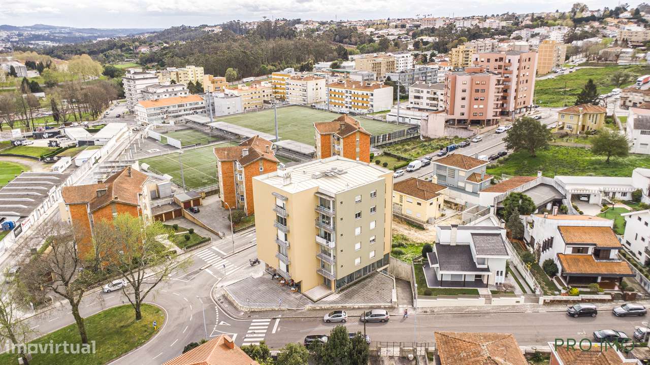 Apartamento T3 no Centro de São João da Madeira-42