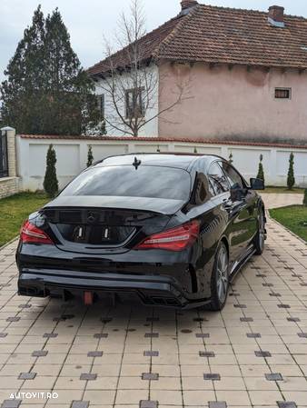 Mercedes-Benz CLA AMG 45 4Matic AMG Speedshift DCT 7G AMG Night Edition - 3