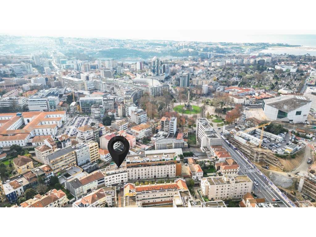 T2 PREMIUM À ROTUNDA DA BOAVISTA-37