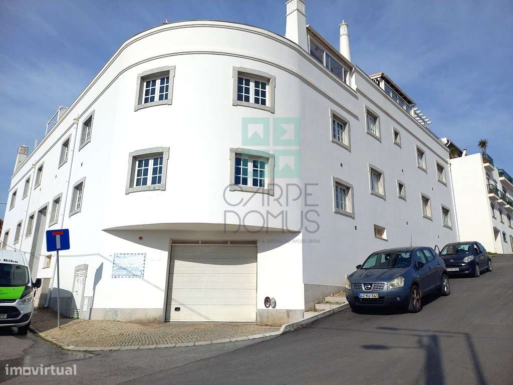 Apartamento T2 com 124,64m2, parqueamento para 2 viaturas, no centr...-3