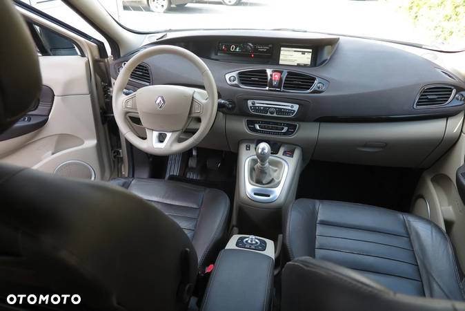 Renault Grand Scenic dCi 130 FAP Luxe - 31