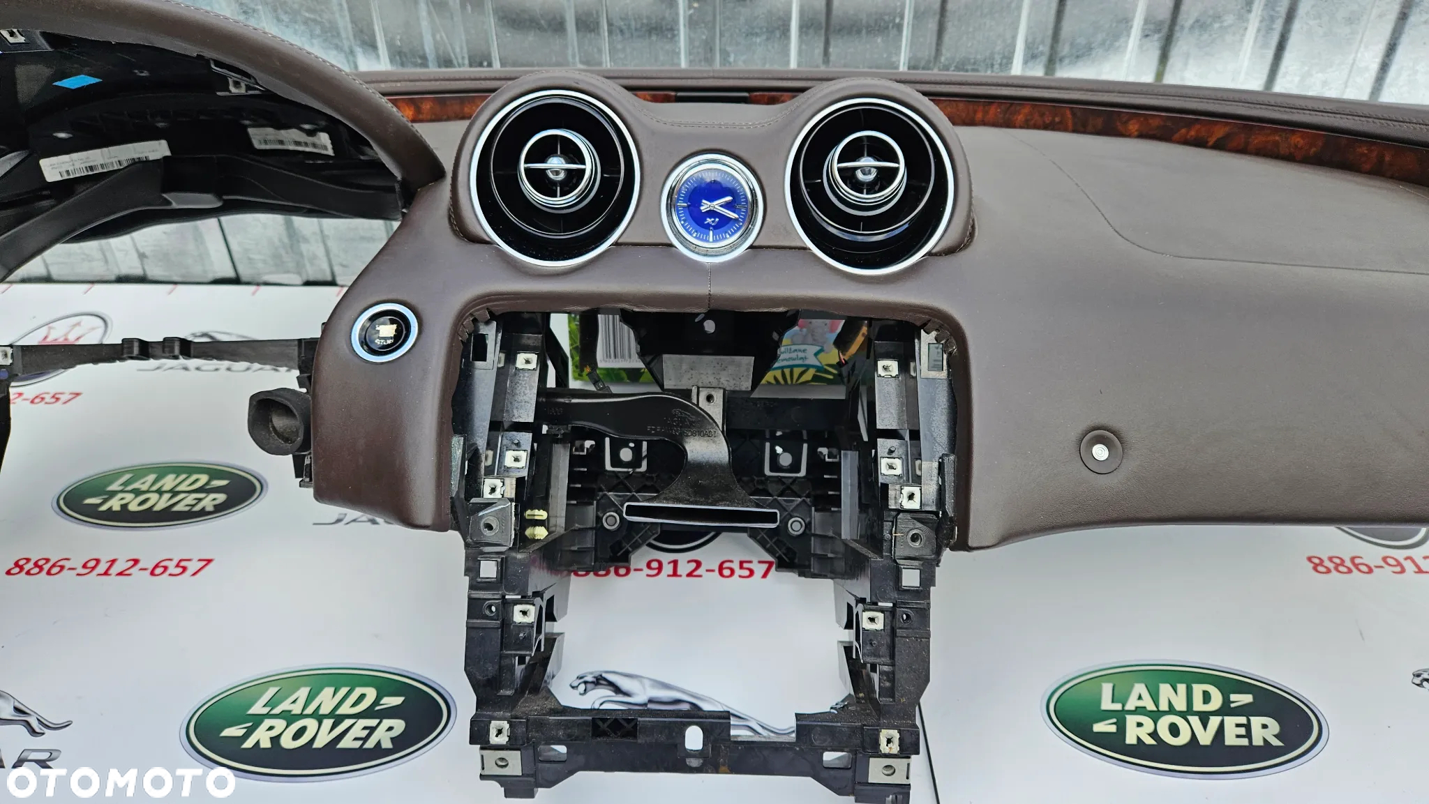Jaguar XJ 351 2010-2015  Deska Kokpit Konsola z poduszkami oraz sensorem Airbag Poduszki Napinacze - 34