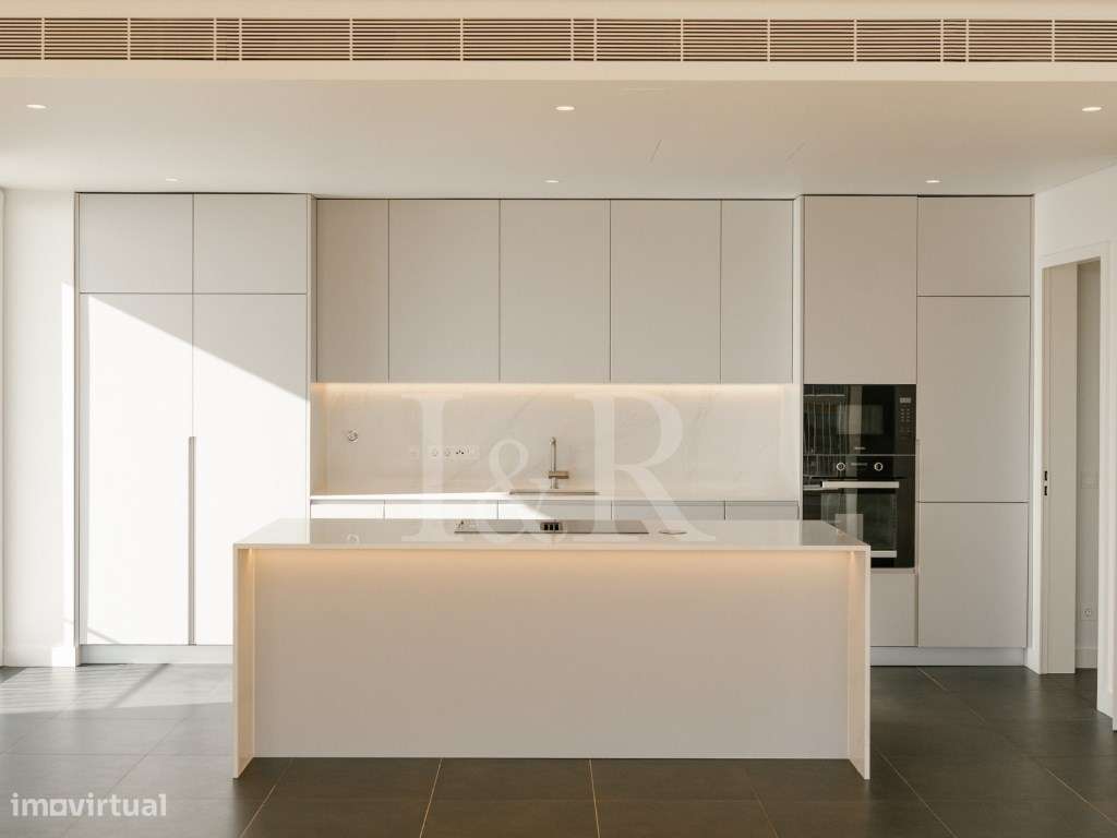 Apartamento T3 com terraço junto ao mar, Quarteira, Algarve - Grande imagem: 4/57