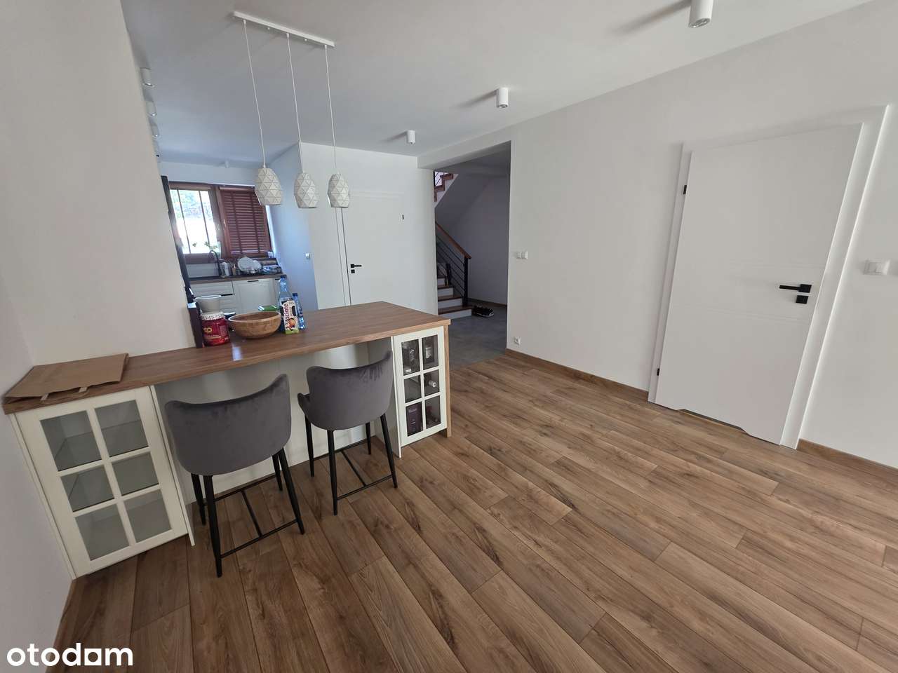 Świetny dom w Dyminach, wysoki standard wykończenia, strzeżone osiedle - Pełny obrazek: 5/20