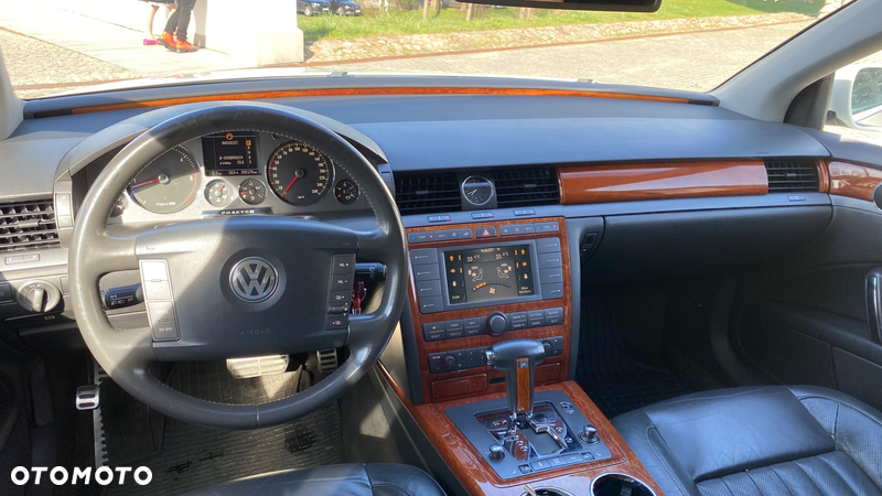 Volkswagen Phaeton 3.0 V6 TDI 4Mot (5 os.) - 10