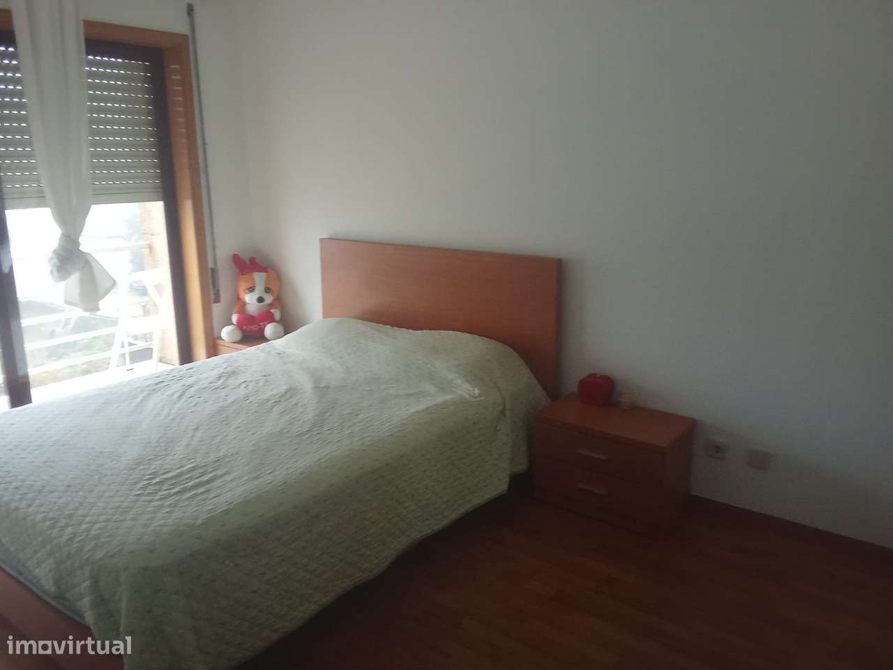 T1 com varanda, garagem e localização central - Grande imagem: 4/6