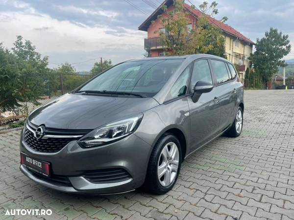 Opel Zafira - 2