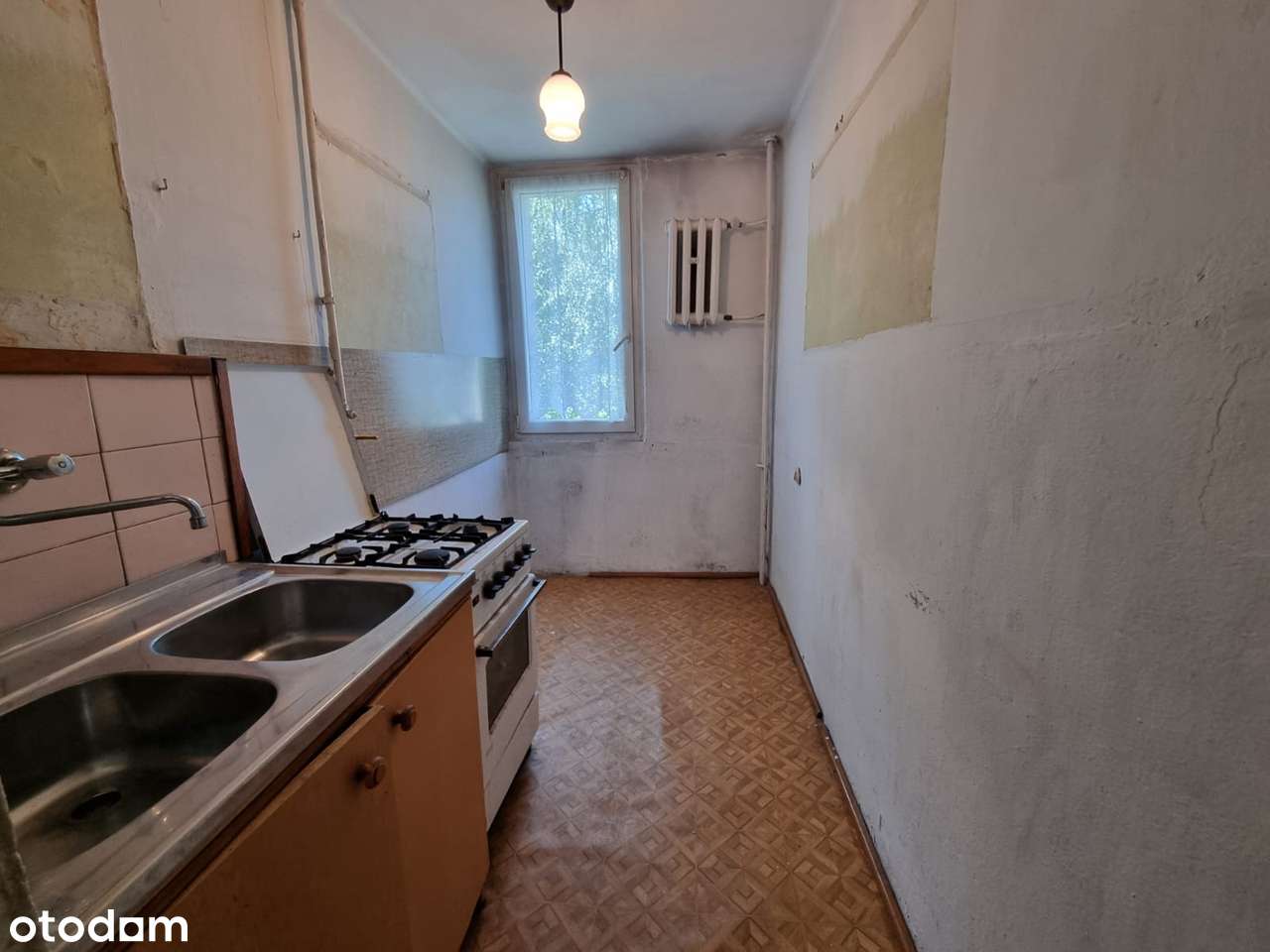 Komfortowe 37m² z balkonem na Osiedlu Tysiąclecia do remontu-1