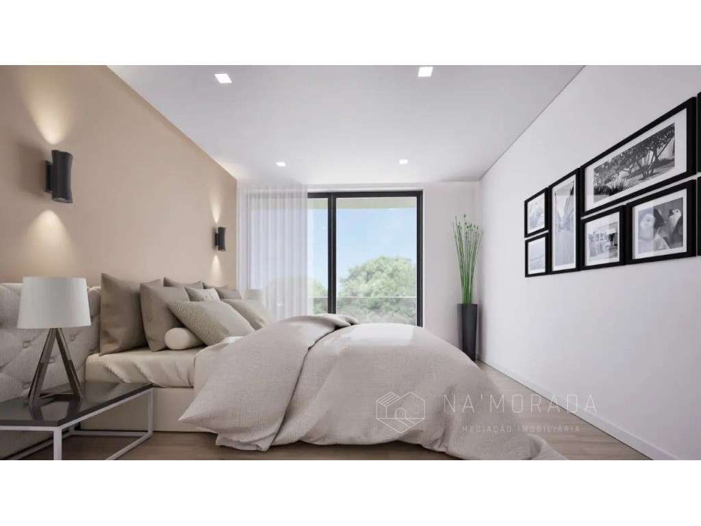 Apartamento T3 com duas frentes e duas varandas no Empreendimento L...-20