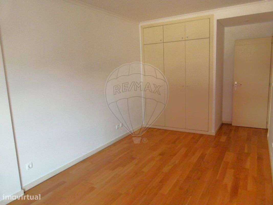 Apartamento T1 para arrendamento - Grande imagem: 4/19